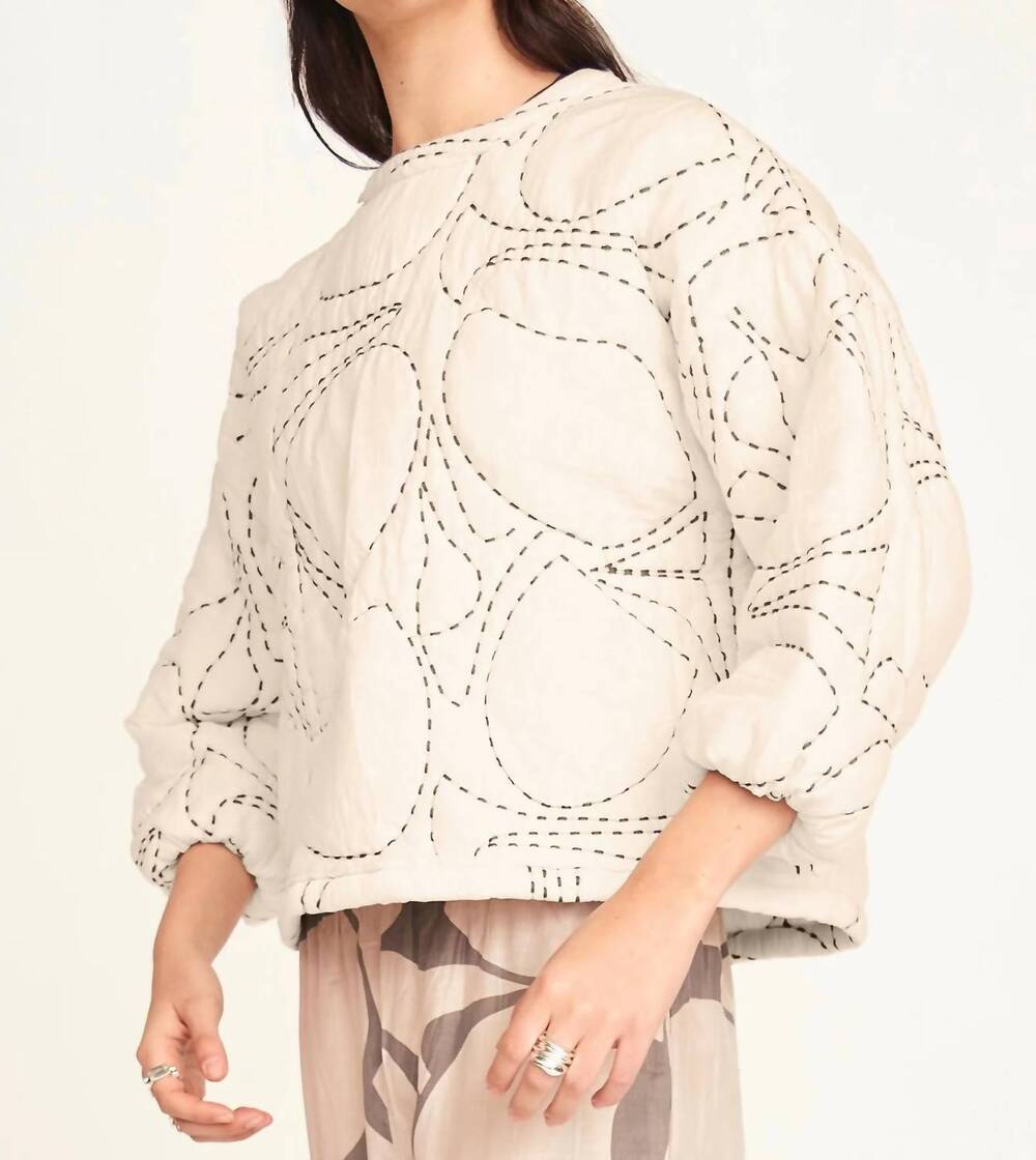 NEW MIRTH yukon quilted sweatshirt in ecru